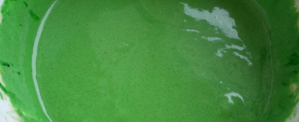Giftkage med squash. En lækker svampet grøn giftkage med squash. Den version er ekstra svampet. Prøv denne opskrift og du er tilbage i barndommen.