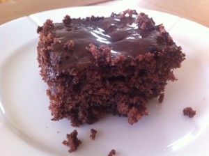Chokoladekage med daim. Prøv denne lækre chokoladekage som indeholder daim. Den er utrolig lækker og meget svampet. opskrift for daim lovers