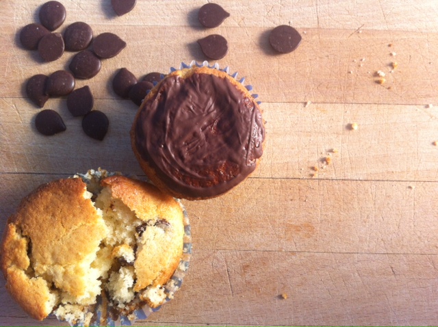 Marcipan muffins med chokolade